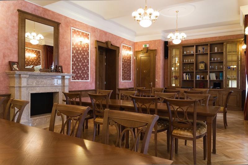 Hotel Zamek Berchtold Strancice Exterior photo