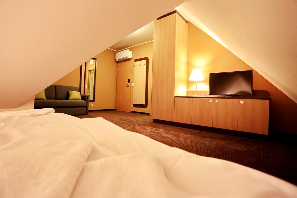 Hotel Zamek Berchtold Strancice Exterior photo
